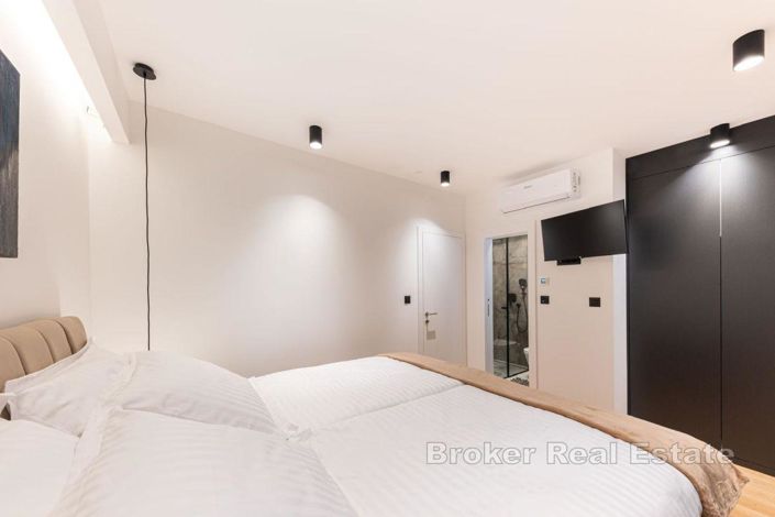 Image No.12-3 Bed Villa for sale