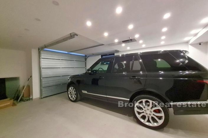 Image No.20-Villa de 4 chambres à vendre à Ciovo