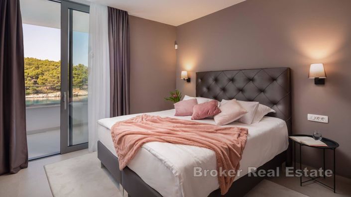 Image No.14-6 Bed Villa for sale