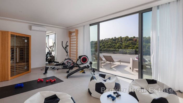 Image No.16-6 Bed Villa for sale