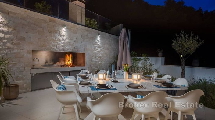 Image No.18-6 Bed Villa for sale