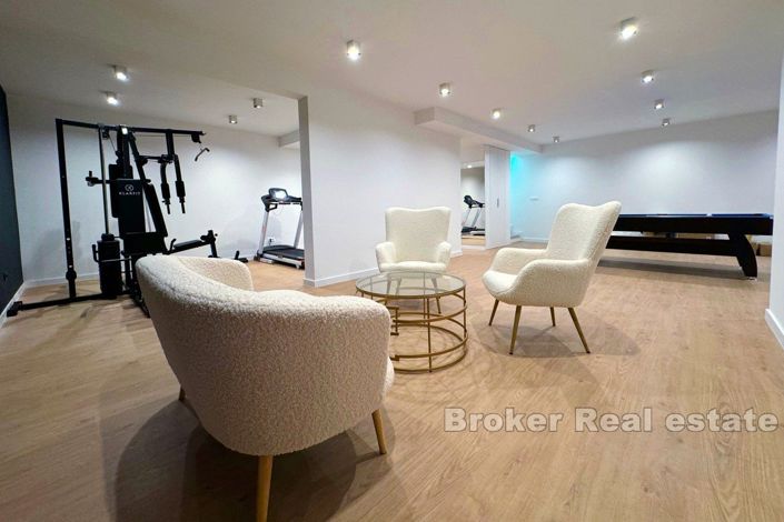 Image No.16-6 Bed Villa for sale