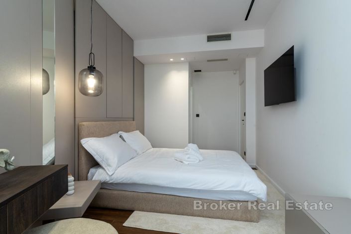 Image No.18-3 Bed Villa for sale