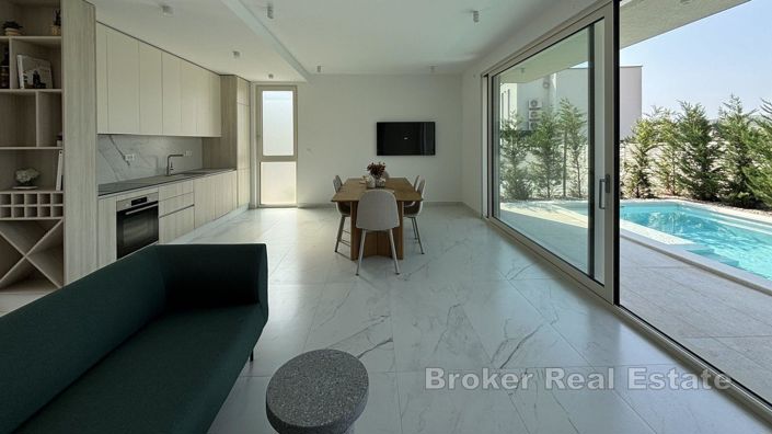 Image No.3-Villa de 3 chambres à vendre à Trogir