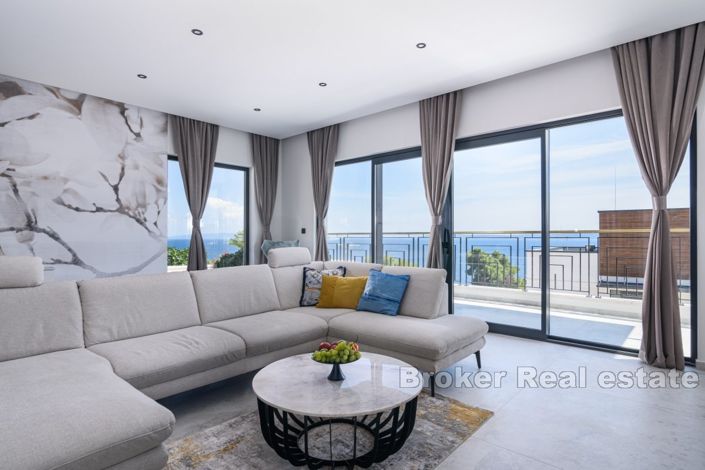 Image No.3-Villa de 5 chambres à vendre à Ciovo