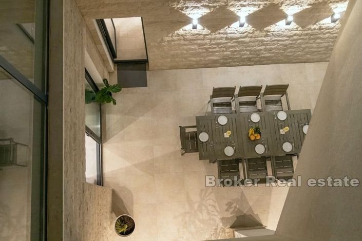 Image No.6-Villa de 7 chambres à vendre à Ciovo