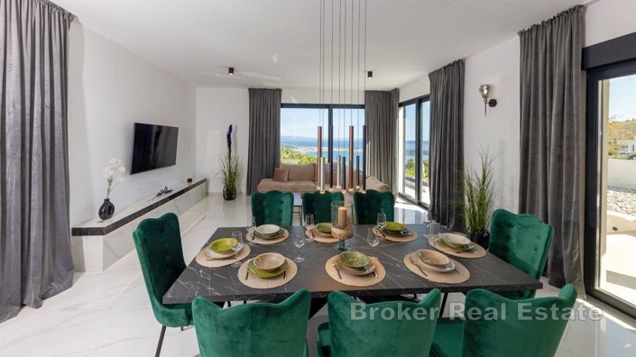 Image No.11-4 Bed Villa for sale