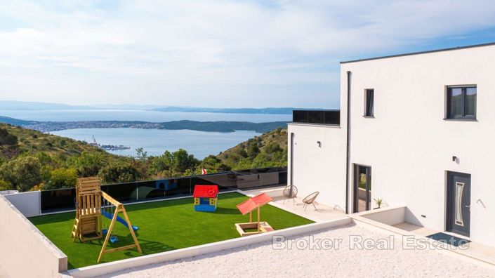 Image No.14-4 Bed Villa for sale