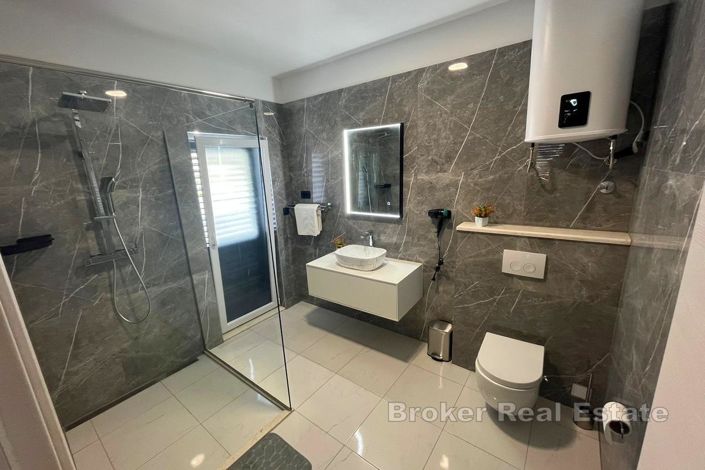 Image No.15-Villa de 5 chambres à vendre à Ciovo