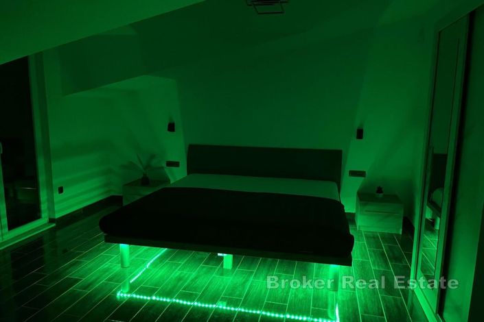 Image No.16-Villa de 5 chambres à vendre à Ciovo