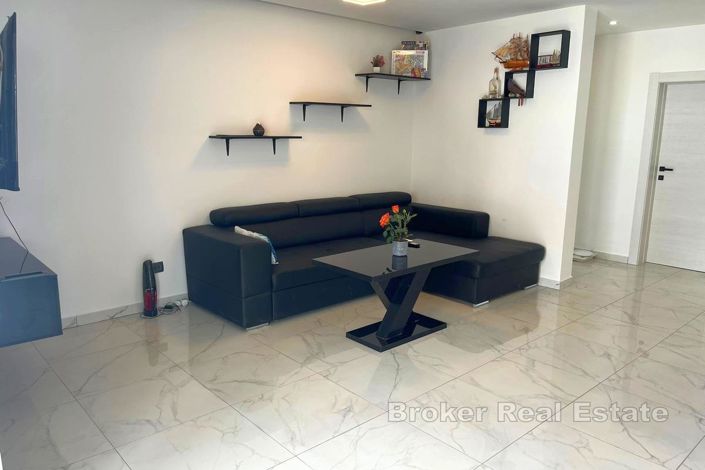 Image No.9-Villa de 5 chambres à vendre à Ciovo