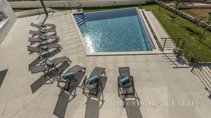 Image No.18-5 Bed Villa for sale