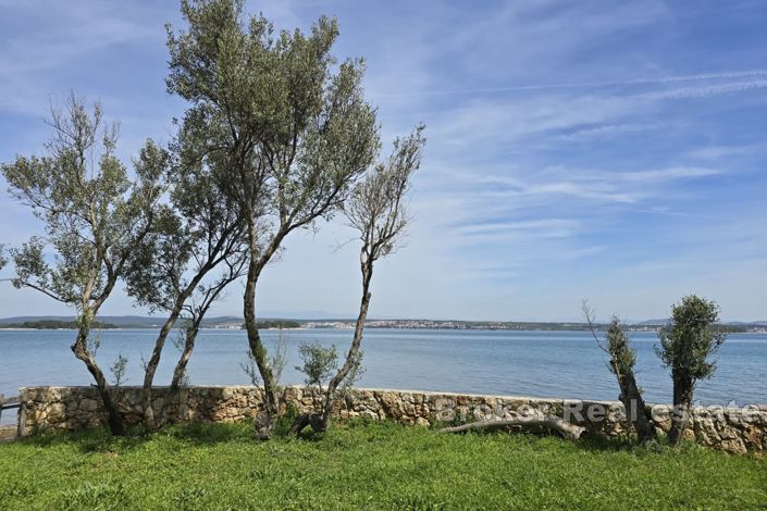 Image No.4-6 Bed Villa for sale