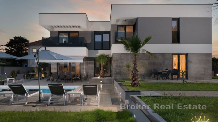 Image No.5-Villa de 4 chambres à vendre à Nin