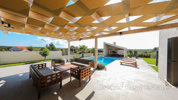 Image No.4-3 Bed Villa for sale