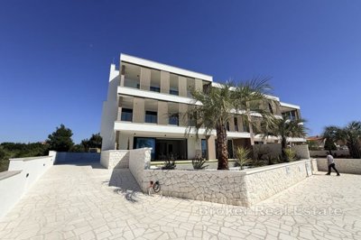 1 - Nin, Apartment