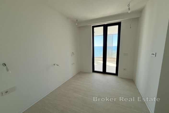 Image No.12-2 Bed Apartment for sale