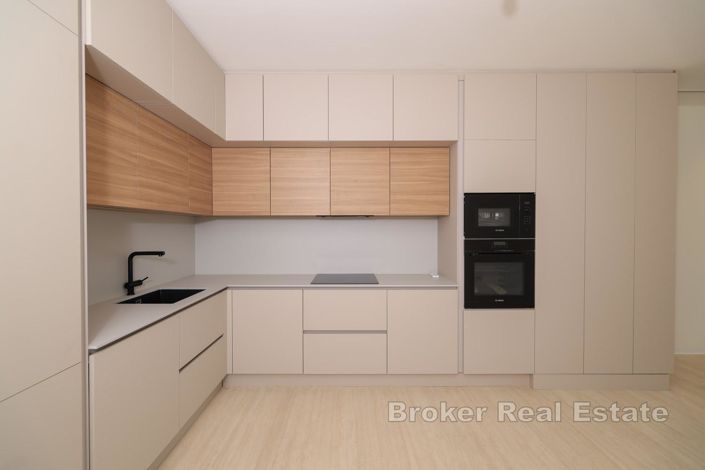 Image No.13-2 Bed Apartment for sale