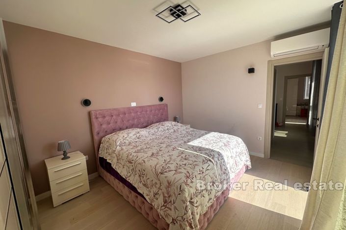 Image No.7-Villa de 4 chambres à vendre à Marina