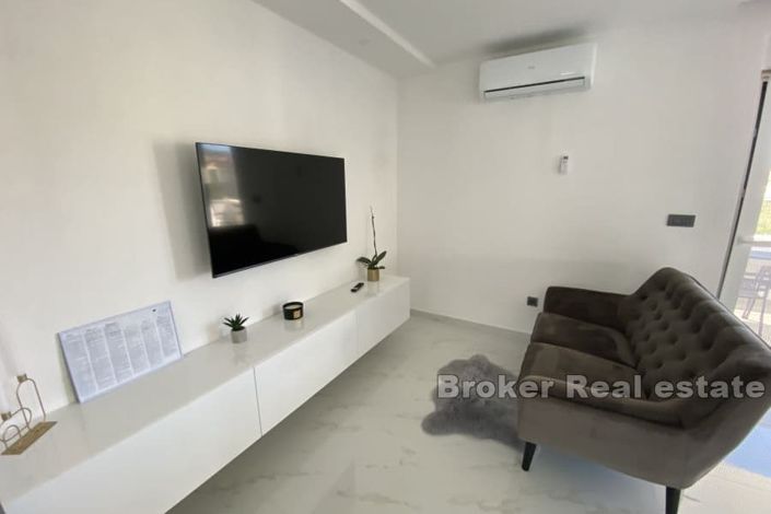 Image No.7-7 Bed Villa for sale