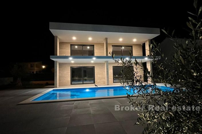 Image No.8-Villa de 5 chambres à vendre à Vir