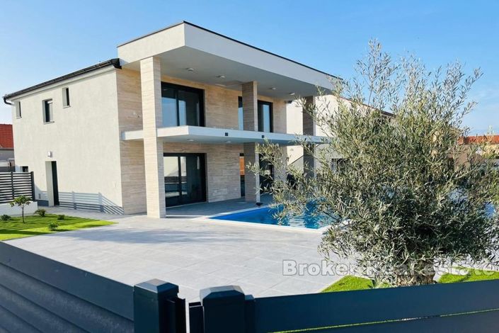 Image No.9-Villa de 5 chambres à vendre à Vir