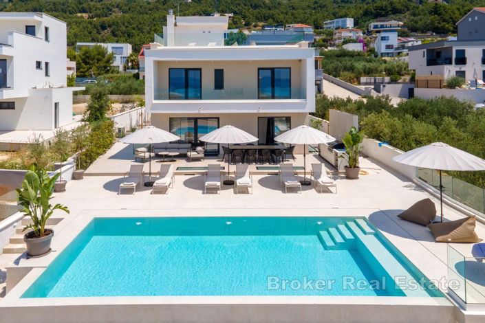Image No.18-5 Bed Villa for sale