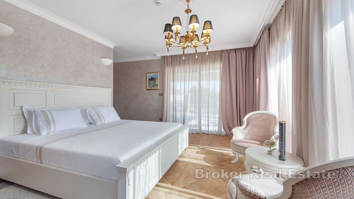 Image No.13-5 Bed Villa for sale