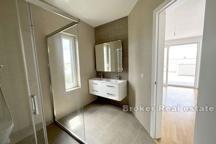 Image No.7-3 Bed Apartment for sale
