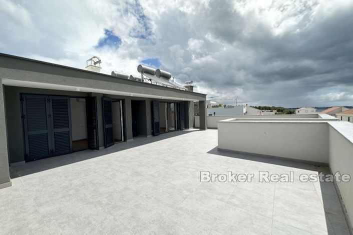 Image No.8-3 Bed Apartment for sale