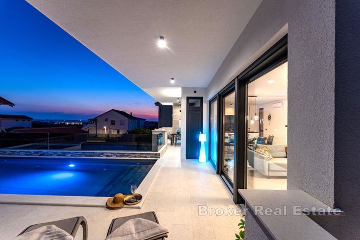 Image No.3-Villa de 3 chambres à vendre à Vrsi