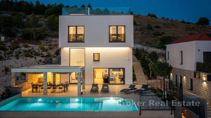 Image No.18-Villa de 5 chambres à vendre à Sibenik