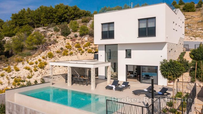 Image No.3-Villa de 5 chambres à vendre à Sibenik