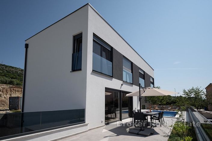Image No.16-4 Bed Villa for sale