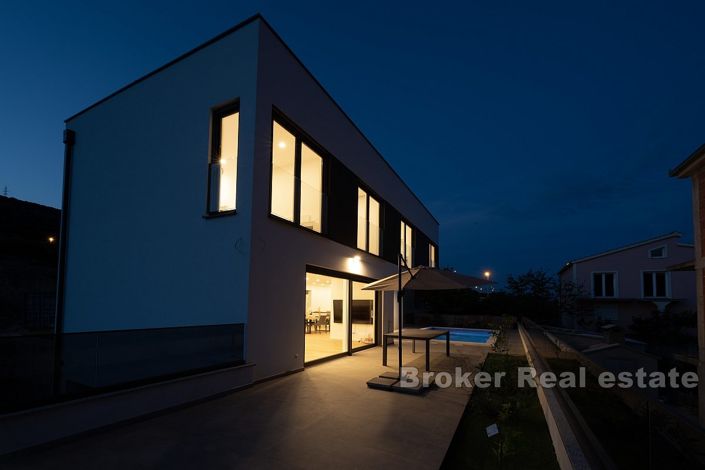 Image No.18-Villa de 4 chambres à vendre à Trogir