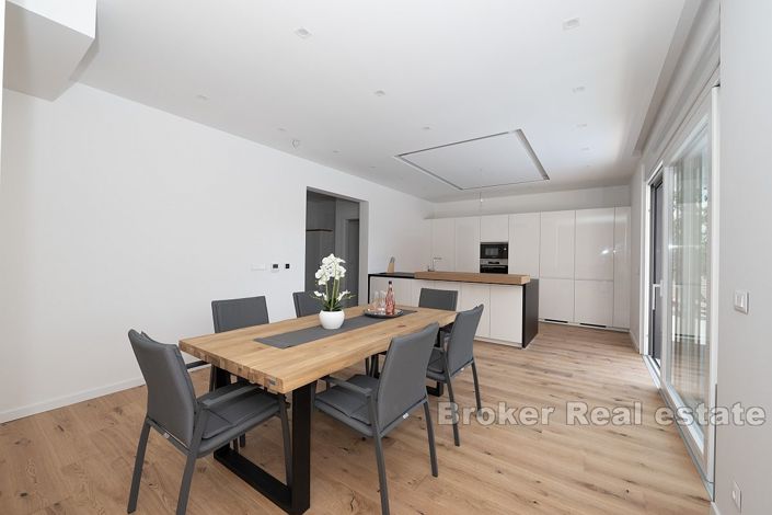 Image No.8-Villa de 4 chambres à vendre à Trogir