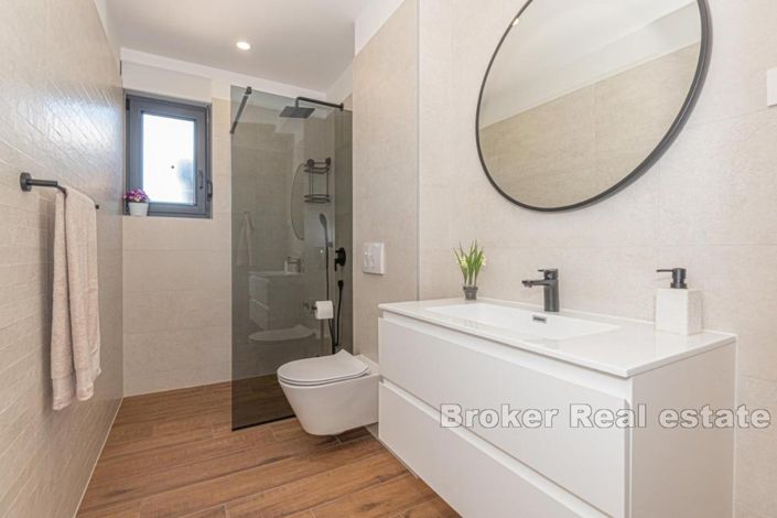 Image No.16-4 Bed Villa for sale