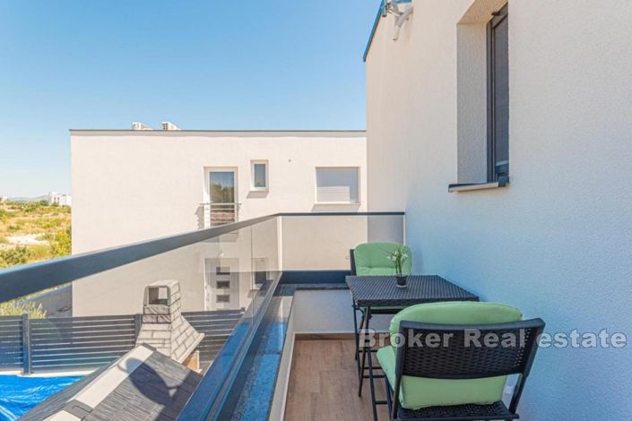 Image No.20-4 Bed Villa for sale