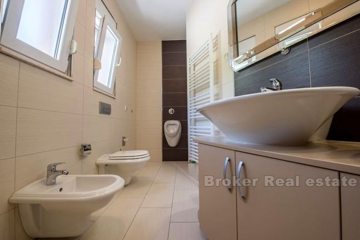 Image No.19-5 Bed Villa for sale