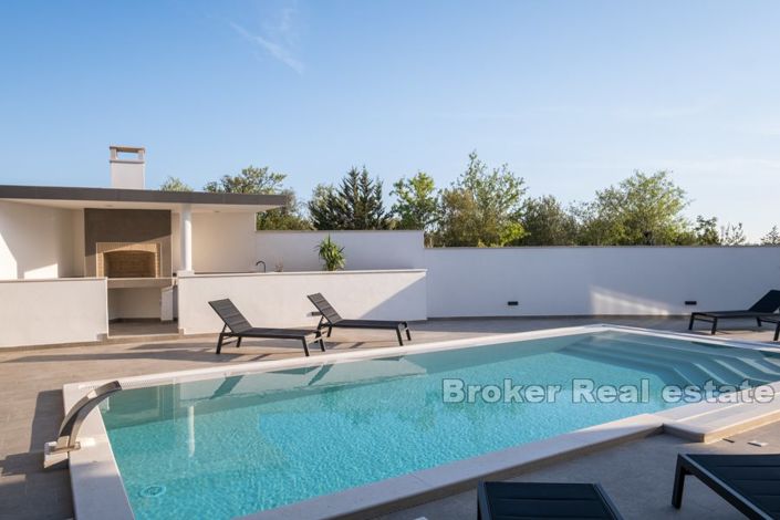 Image No.5-Villa de 4 chambres à vendre à Brac