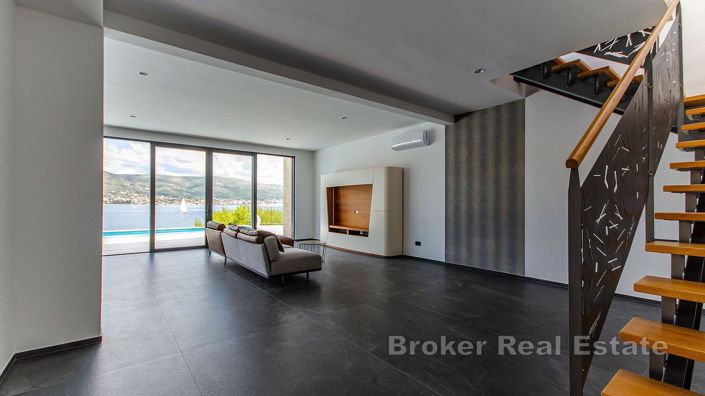 Image No.14-5 Bed Villa for sale