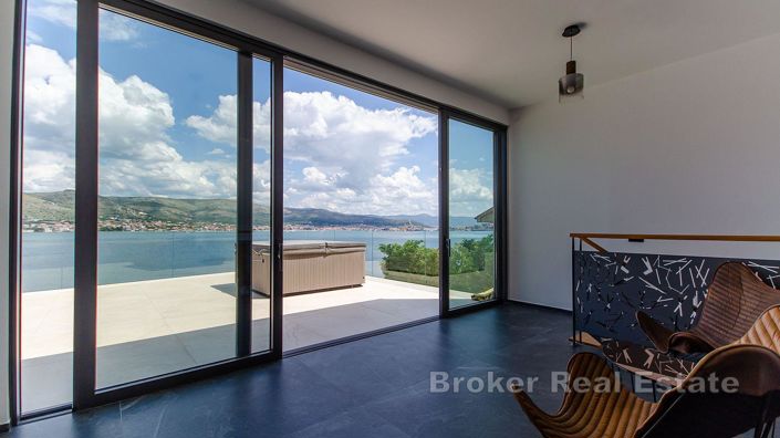 Image No.15-5 Bed Villa for sale