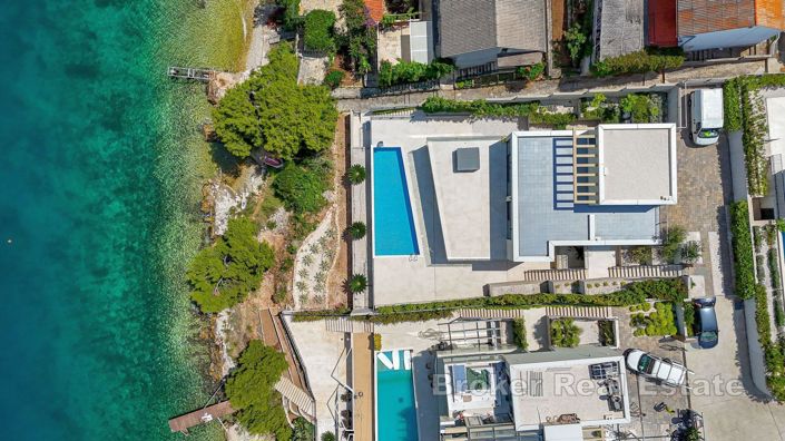 Image No.2-5 Bed Villa for sale