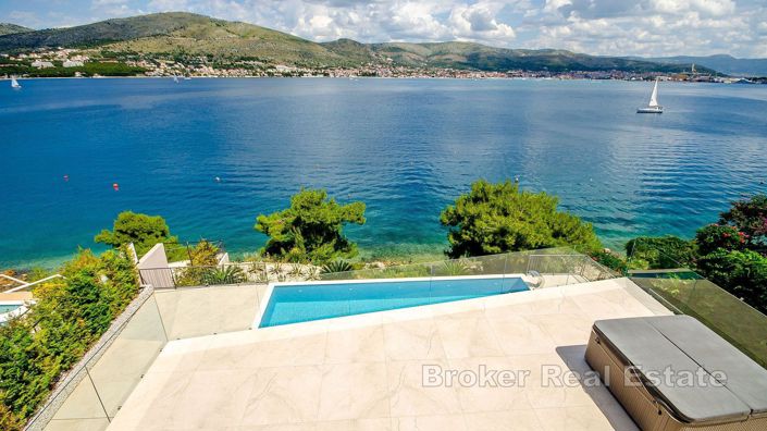 Image No.6-5 Bed Villa for sale