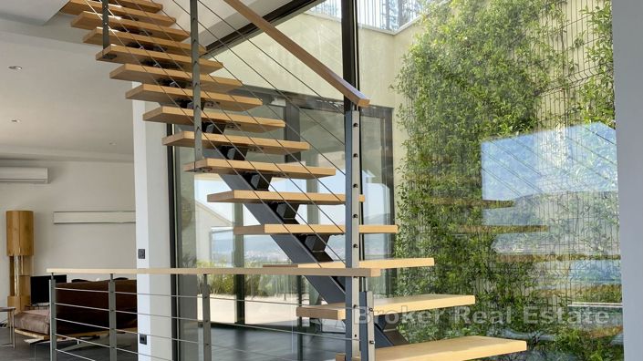 Image No.8-4 Bed Villa for sale