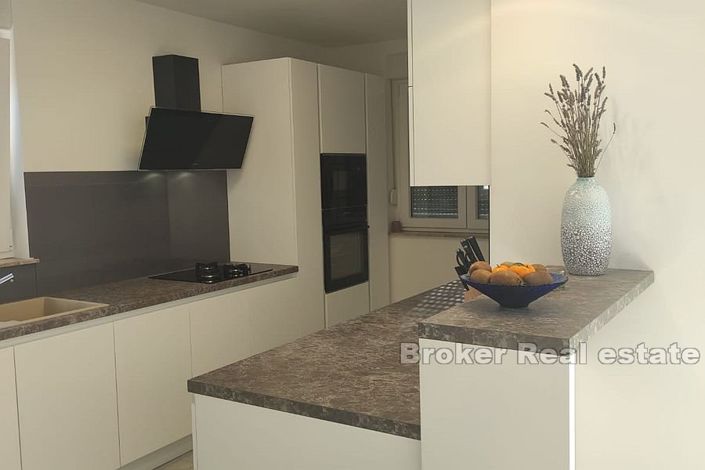 Image No.3-5 Bed Villa for sale