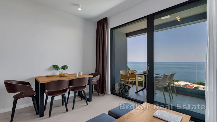 Image No.11-16 Bed Villa for sale