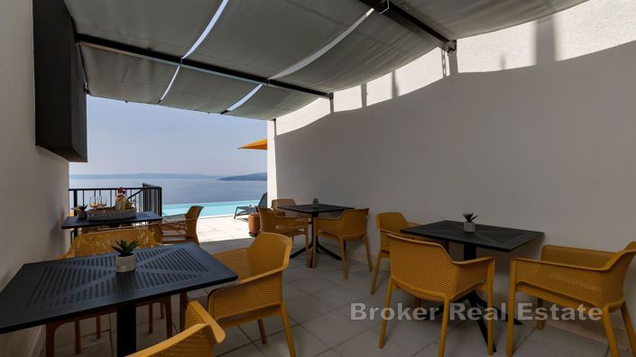 Image No.19-16 Bed Villa for sale