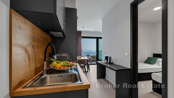 Image No.9-16 Bed Villa for sale