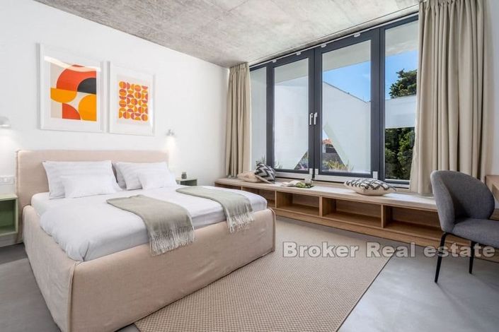 Image No.9-5 Bed Villa for sale